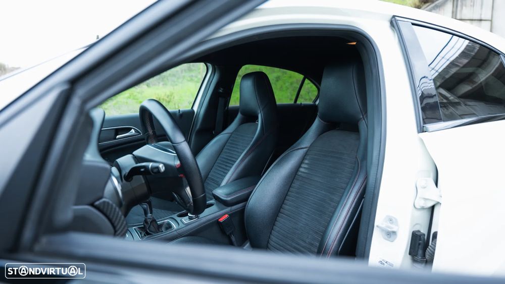 Mercedes-Benz A 200 CDI AMG Line - 19