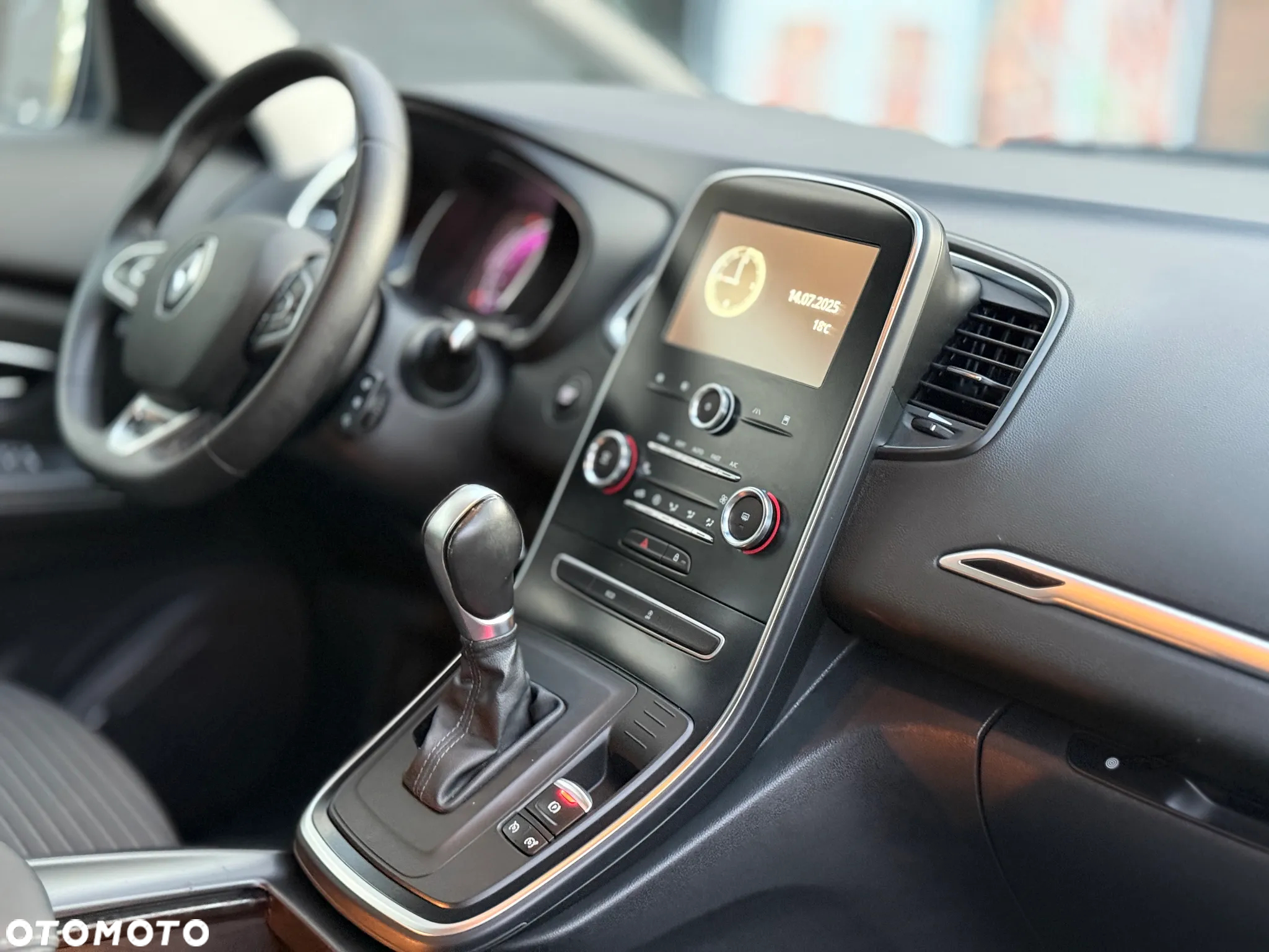 Renault Grand Scenic BLUE dCi 120 EDC BUSINESS EDITION - 21