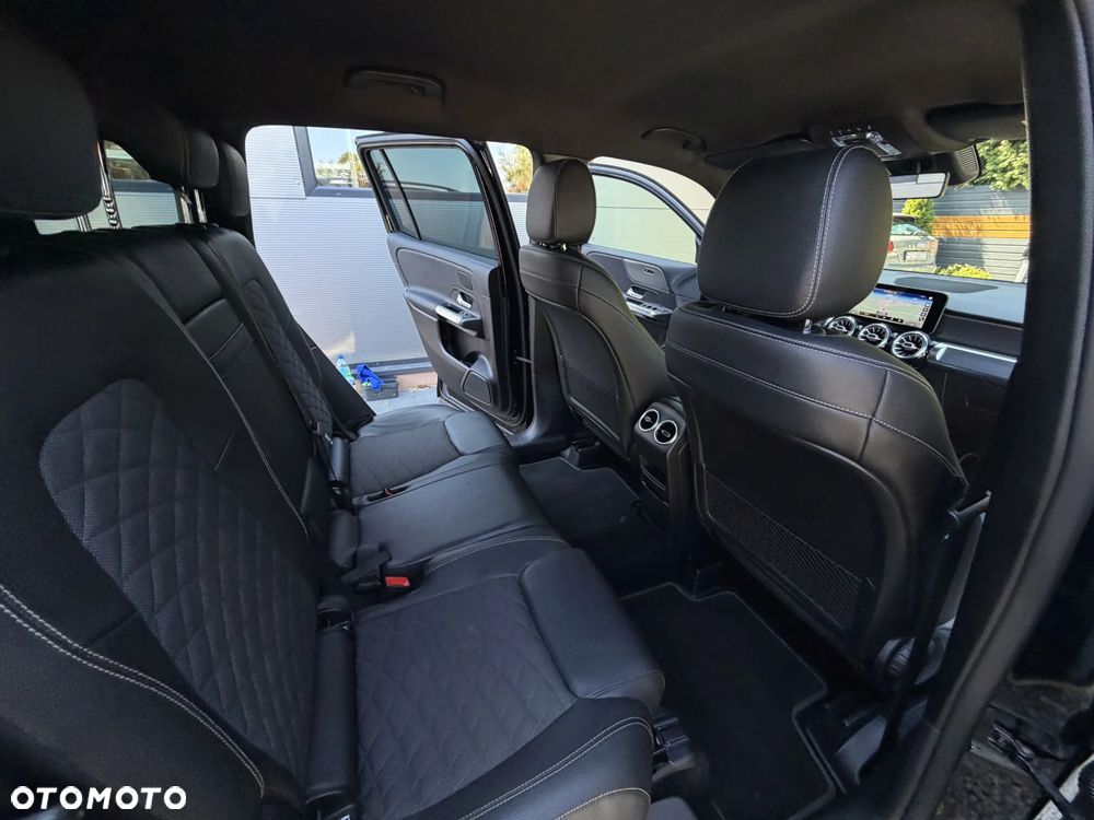 Mercedes-Benz GLB 220 d Progressive 8G-DCT - 17