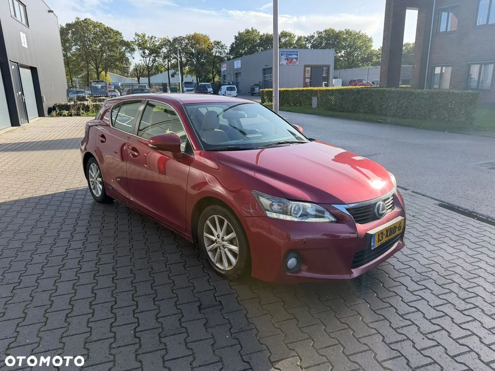 Lexus CT - 6