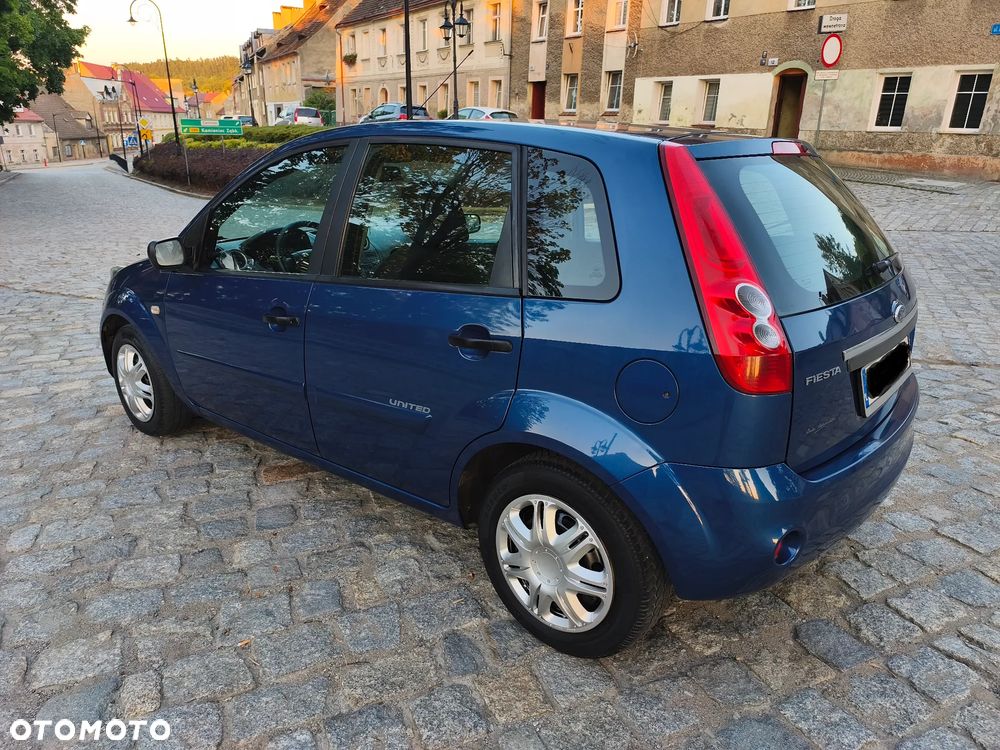 Ford Fiesta - 3