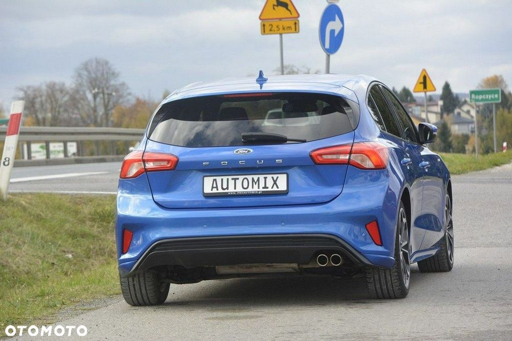 Ford Focus 1.5 EcoBlue Start-Stopp-System ST-LINE - 6