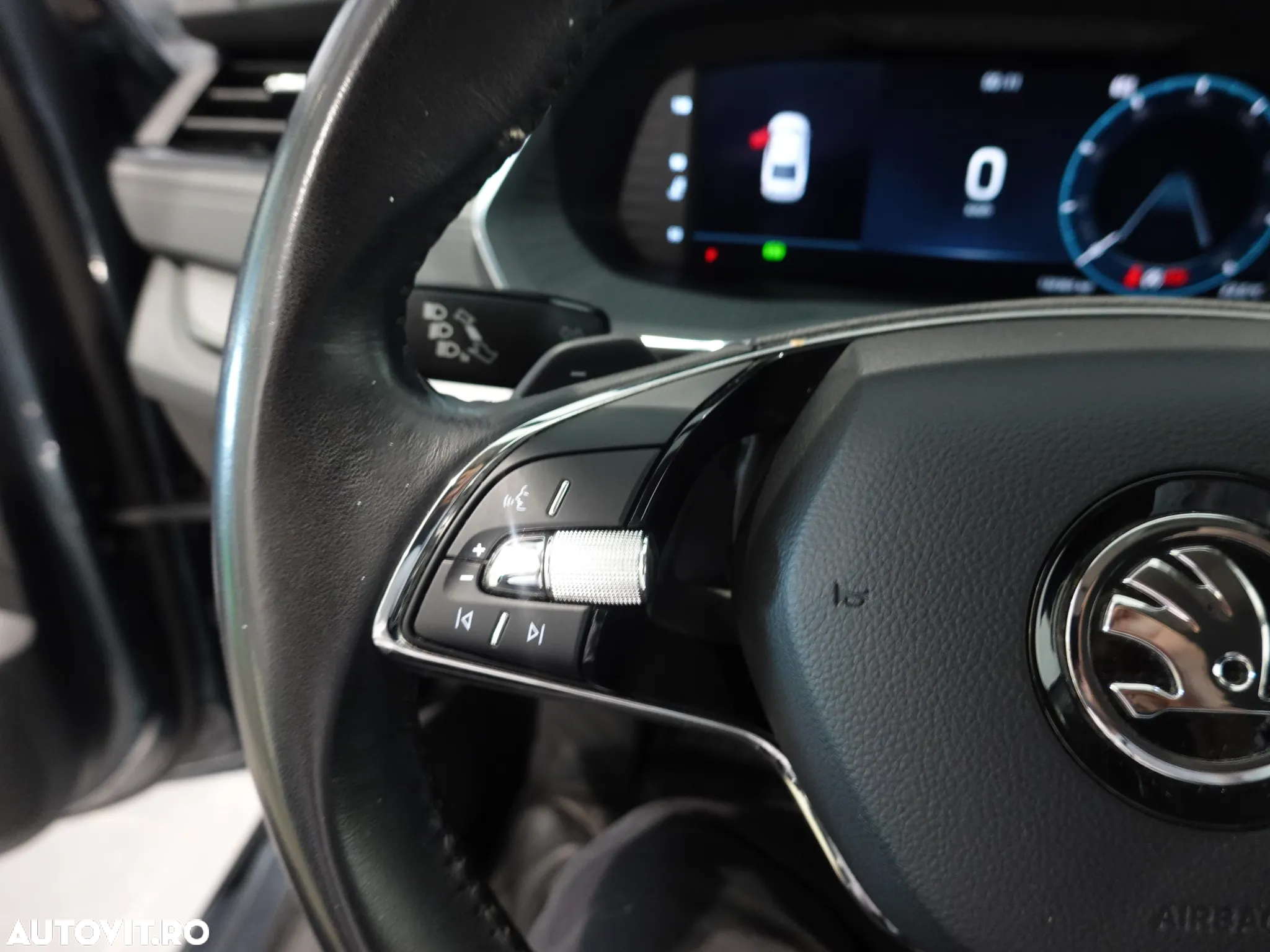 Skoda Octavia 2.0 TDI DSG Ambition - 16