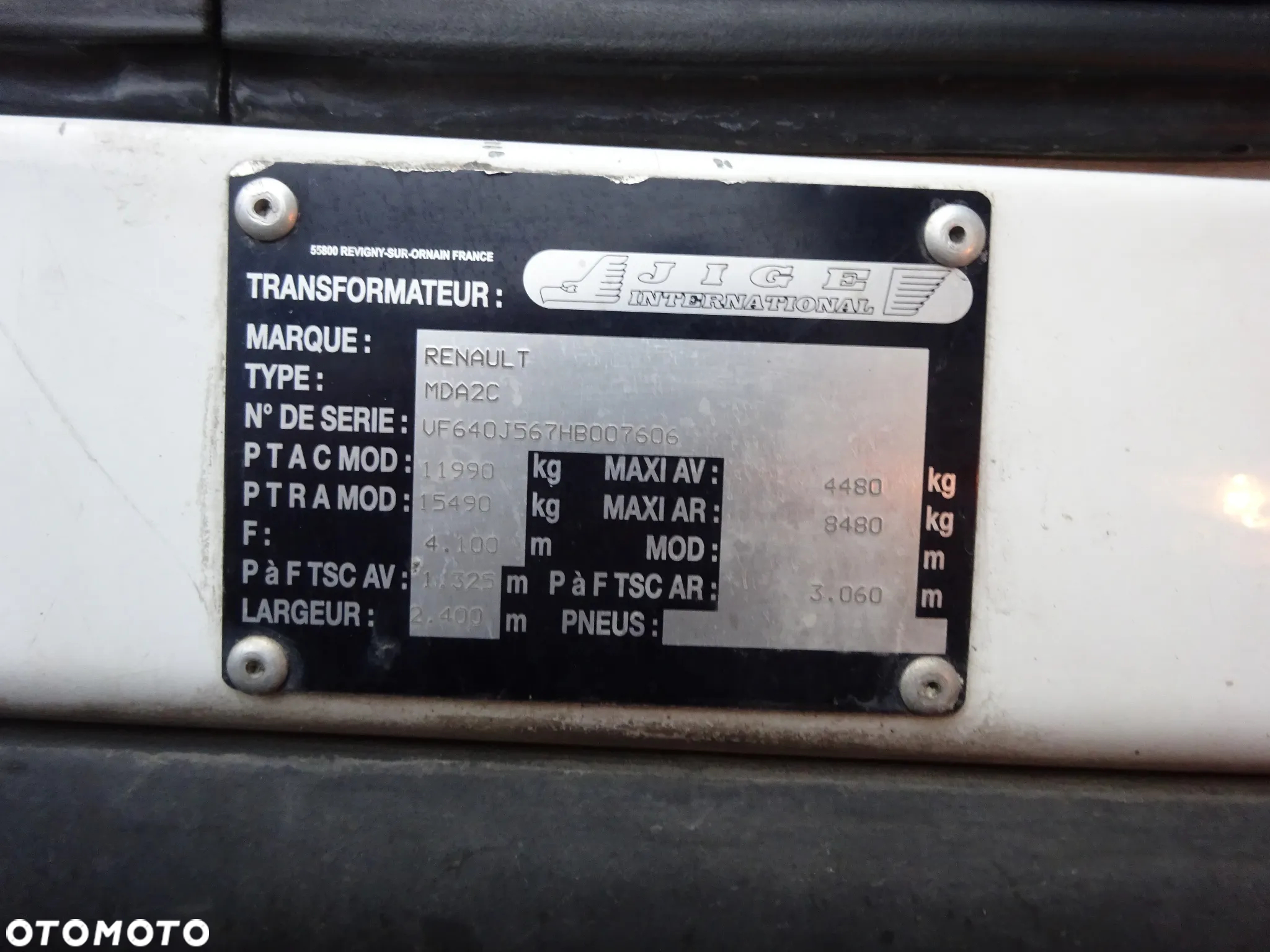 Renault D12 - 9