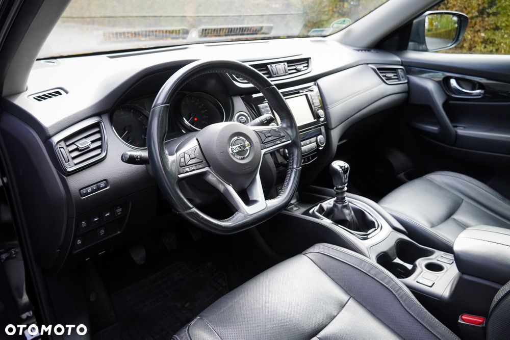 Nissan X-Trail 1.6 DIG-T Tekna 2WD - 8