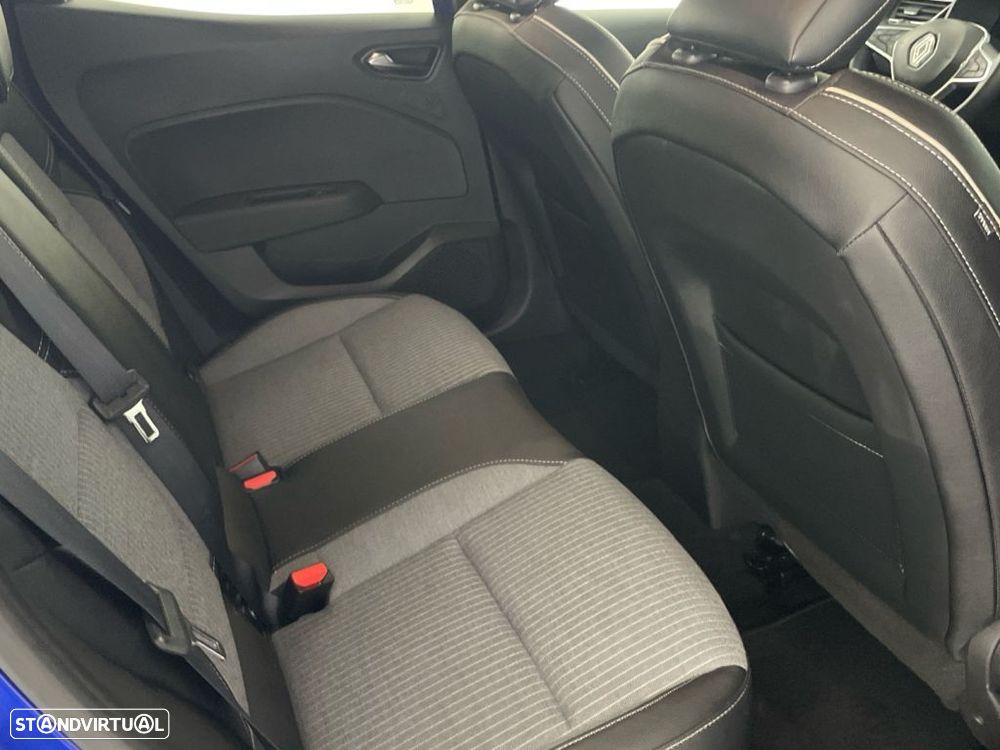 Renault Clio 1.0 TCe Techno Bi-Fuel - 23