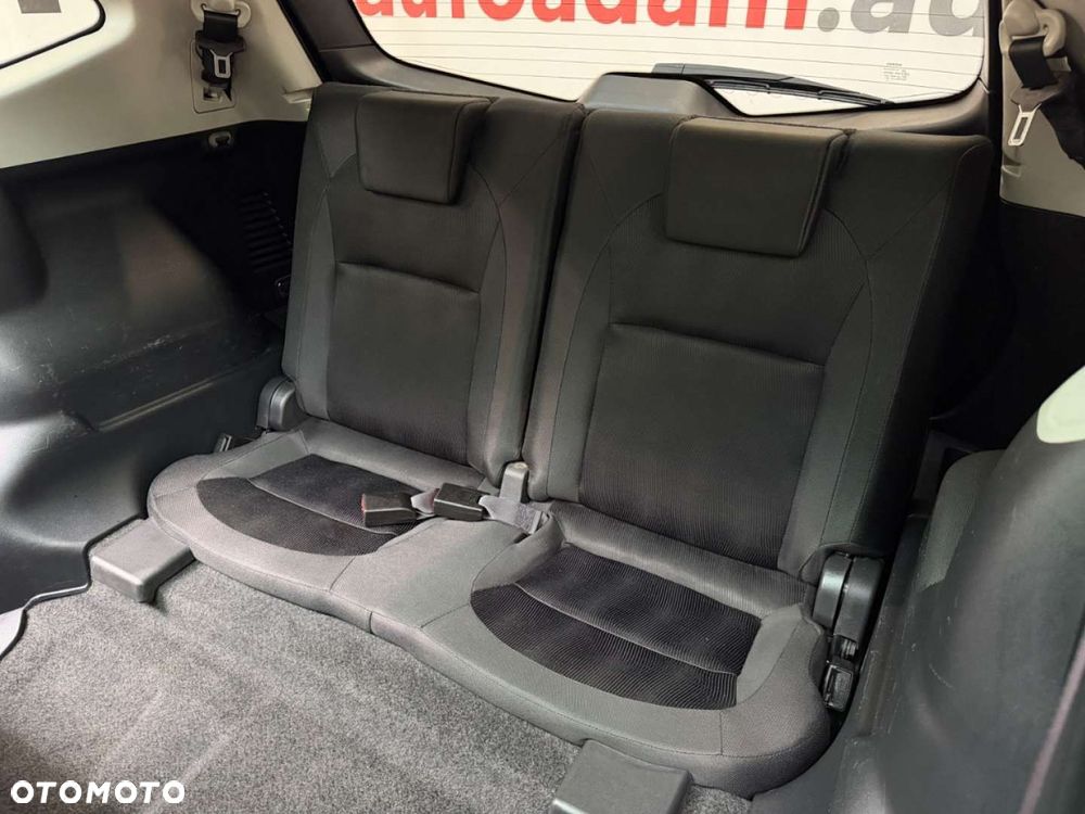 Nissan Qashqai+2 - 32