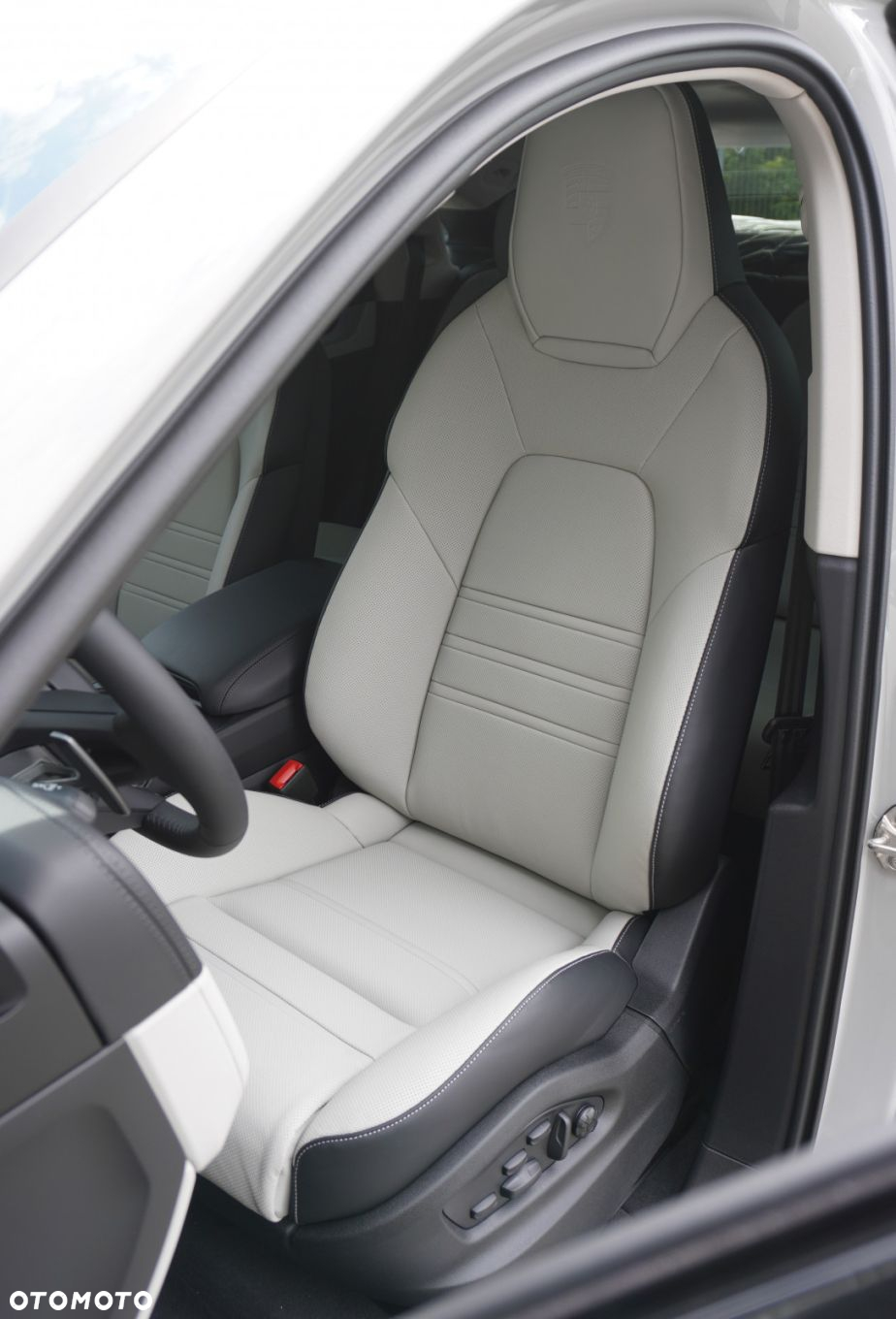 Porsche Cayenne Coupe S - 18