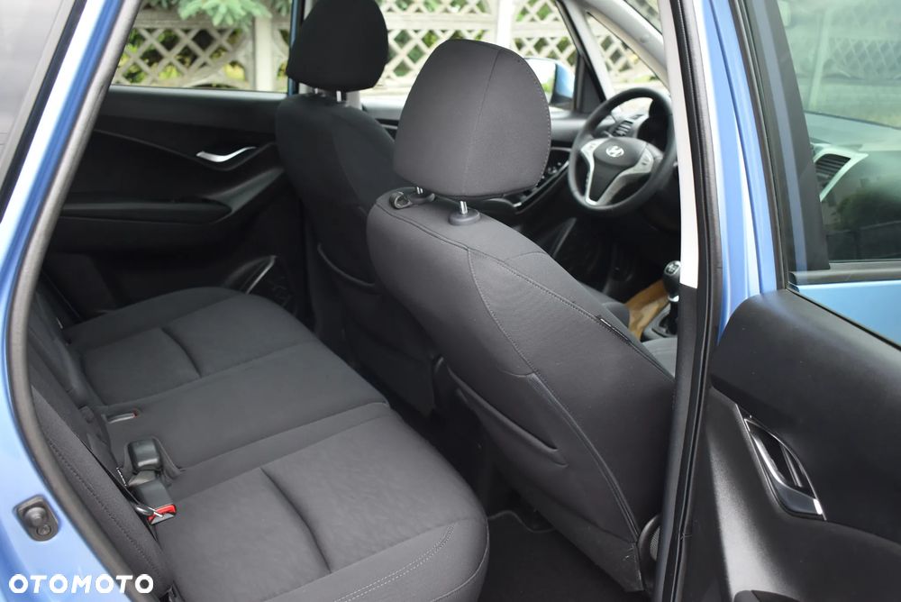Hyundai ix20 1.4 blue YES Plus - 29