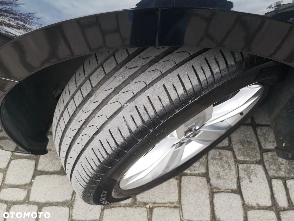 Volkswagen Passat 2.0 TDI Business DSG - 31