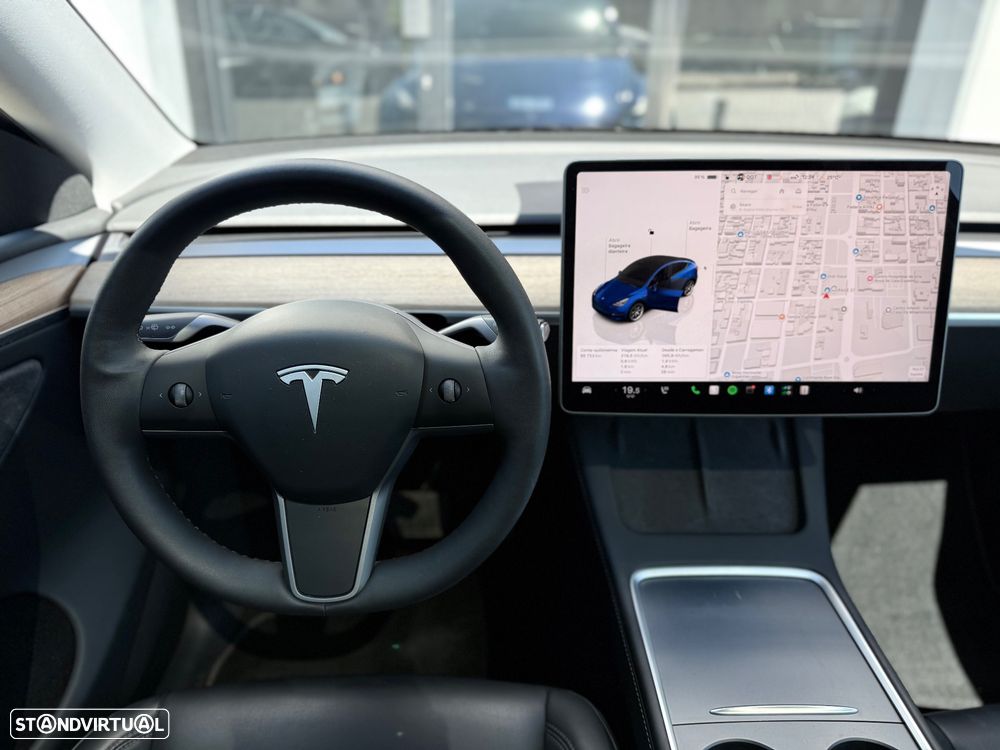 Tesla Model Y Long Range Dual Motor AWD - 18