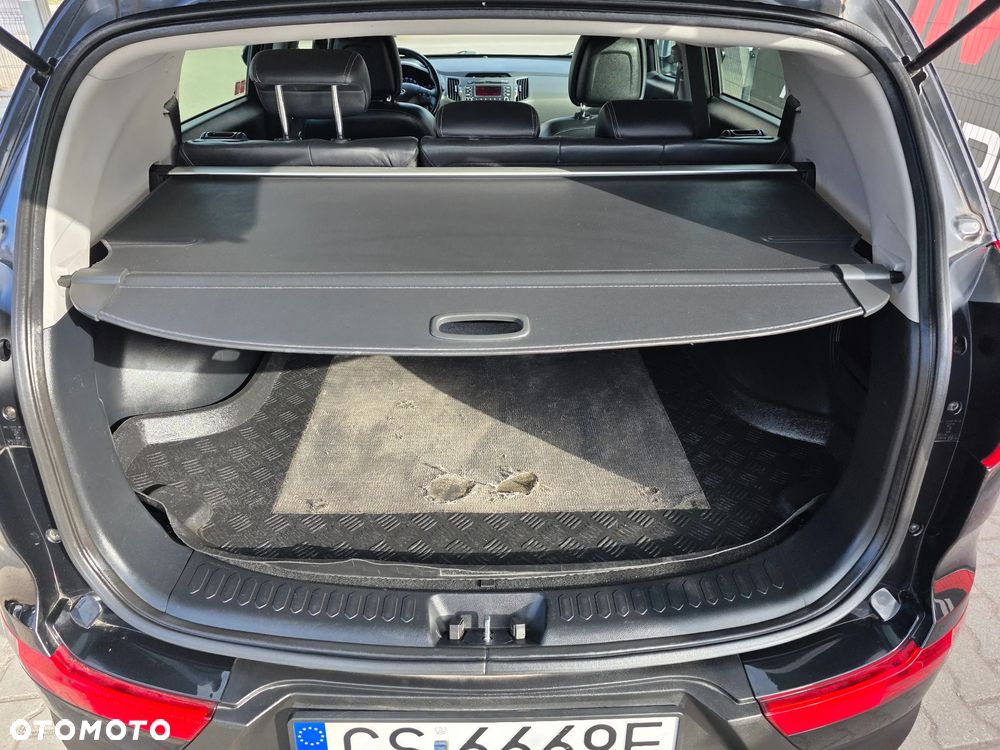 Kia Sportage 2.0 CRDI XL - 11