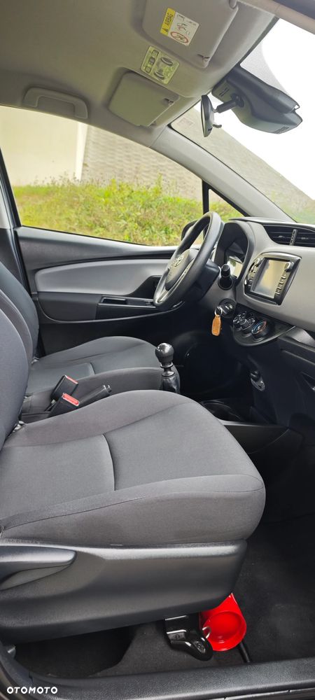 Toyota Yaris 1.5 Premium - 28