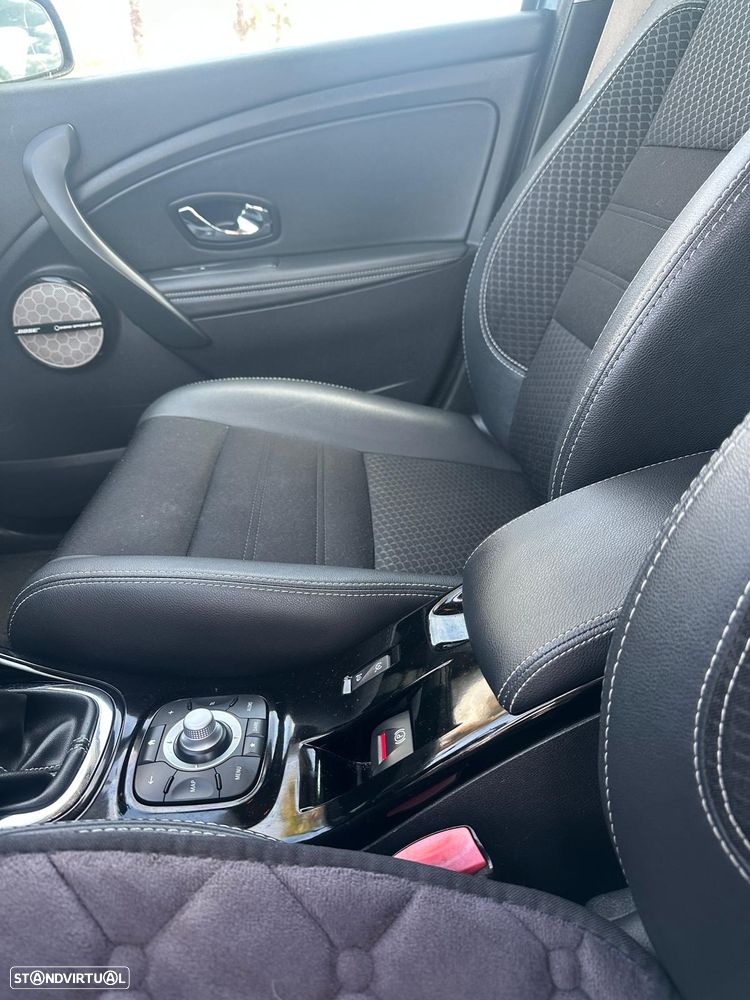 Renault Mégane 1.5 dCi Bose Edition - 8