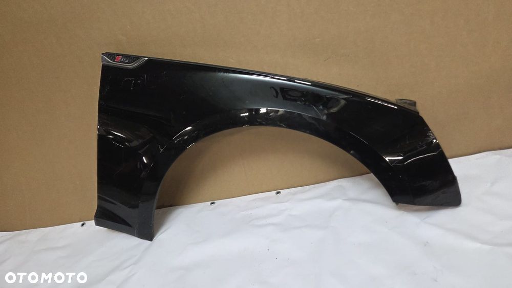 Idealny błotnik lewy przód Audi A5 8W6