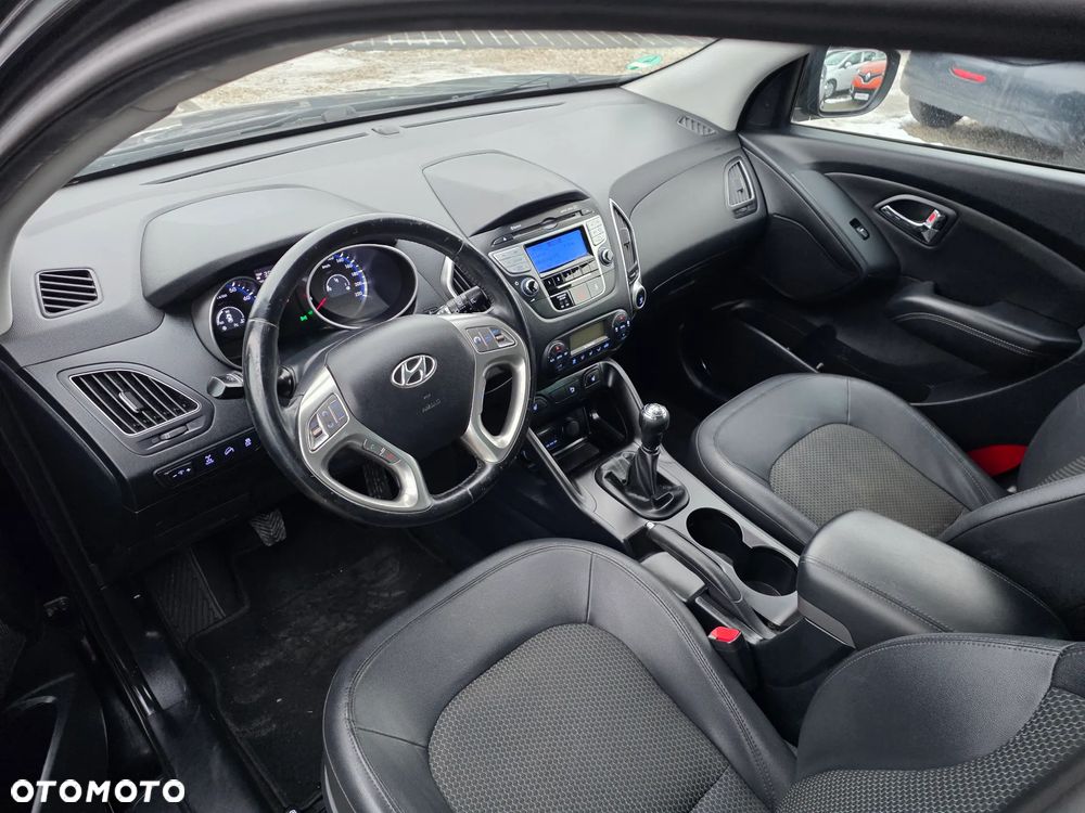 Hyundai ix35 2.0 4WD Style - 19