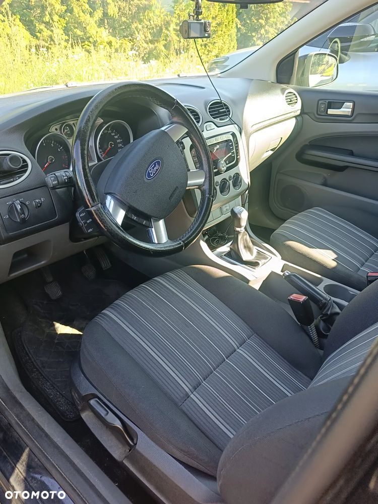 Ford Focus 1.6 Ambiente - 15