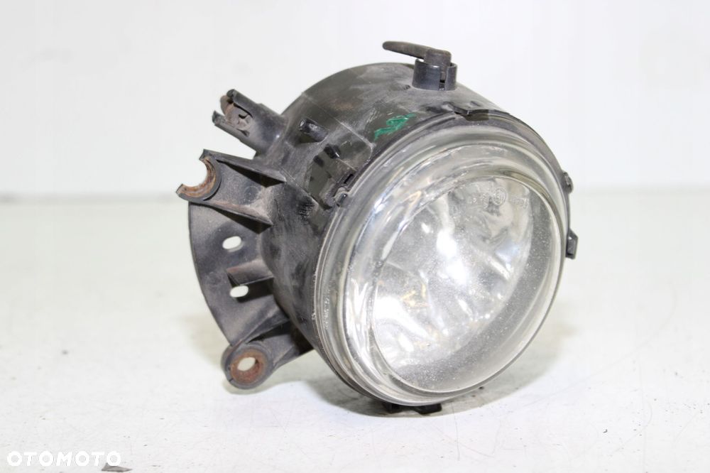 HALOGEN LEWY ORYGINAŁ Mercedes Actros MP4 - 3
