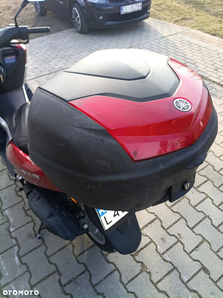 Yamaha NMAX - 10