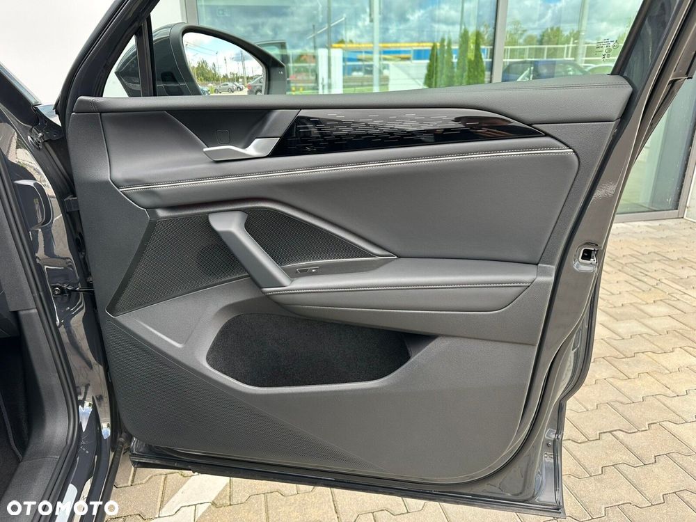 Volkswagen Tiguan 1.5 eTSI Elegance DSG - 21