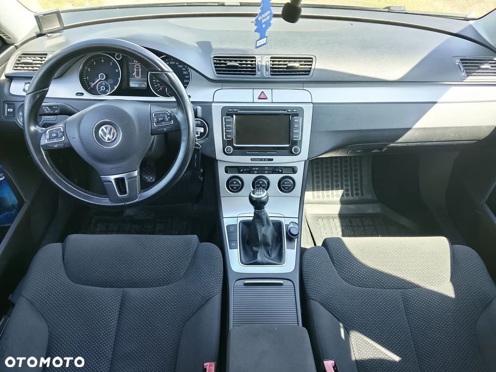 Volkswagen Passat 2.0 TSI Sportline - 16