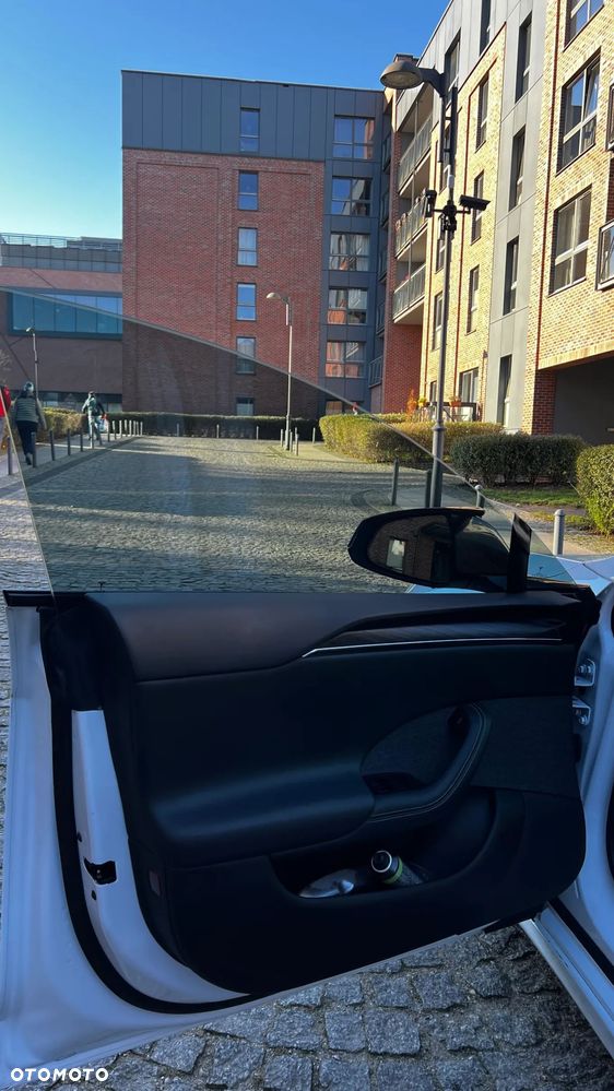 Tesla Model S Long Range - 31