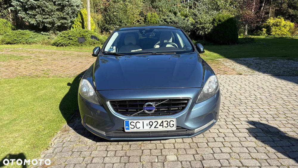 Volvo V40 - 2