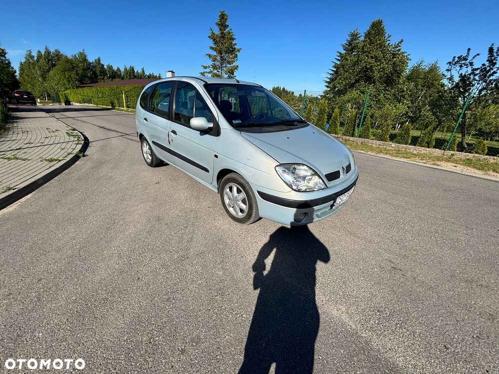Renault Scenic 1.6 16V EXpression - 2