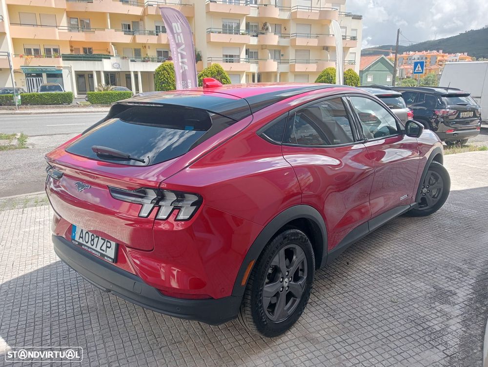 Ford Mustang Mach-E Alargada - 25