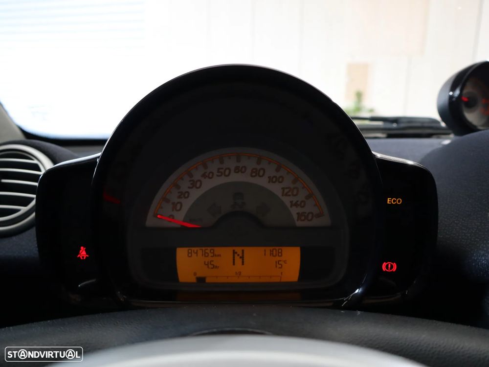 Smart ForTwo Coupé 1.0 mhd Passion 71 - 19