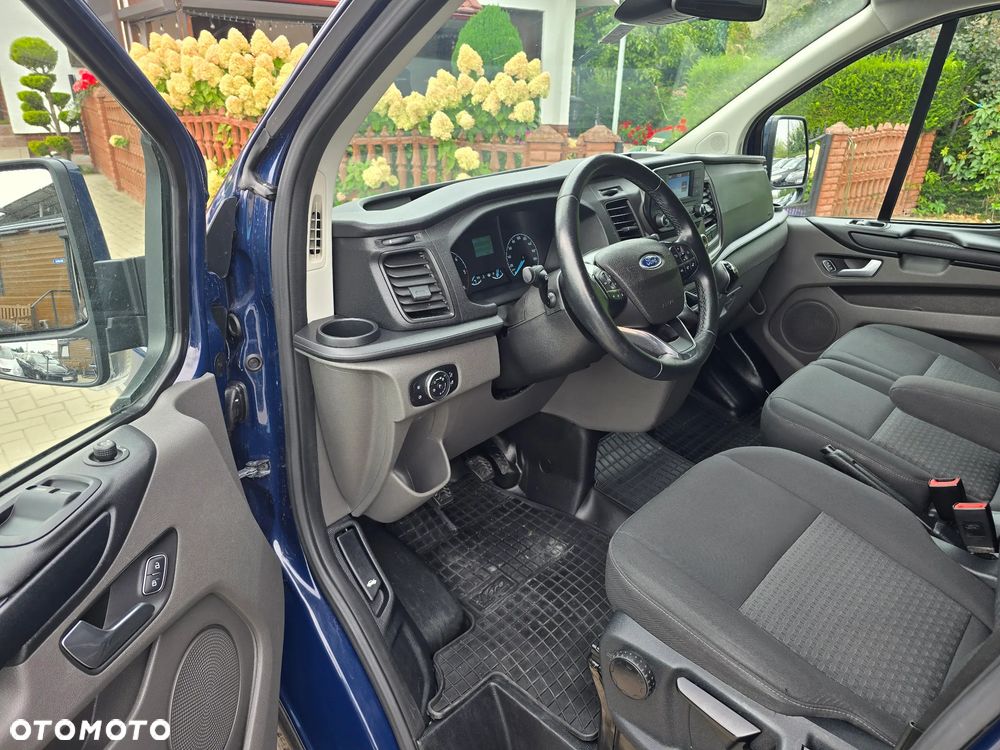 Ford Transit Custom - 8