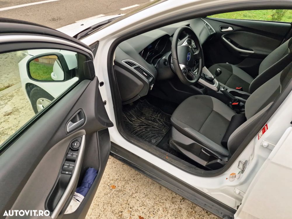 Ford Focus 1.6 TDCi DPF Start-Stopp-System Champions Edition - 8