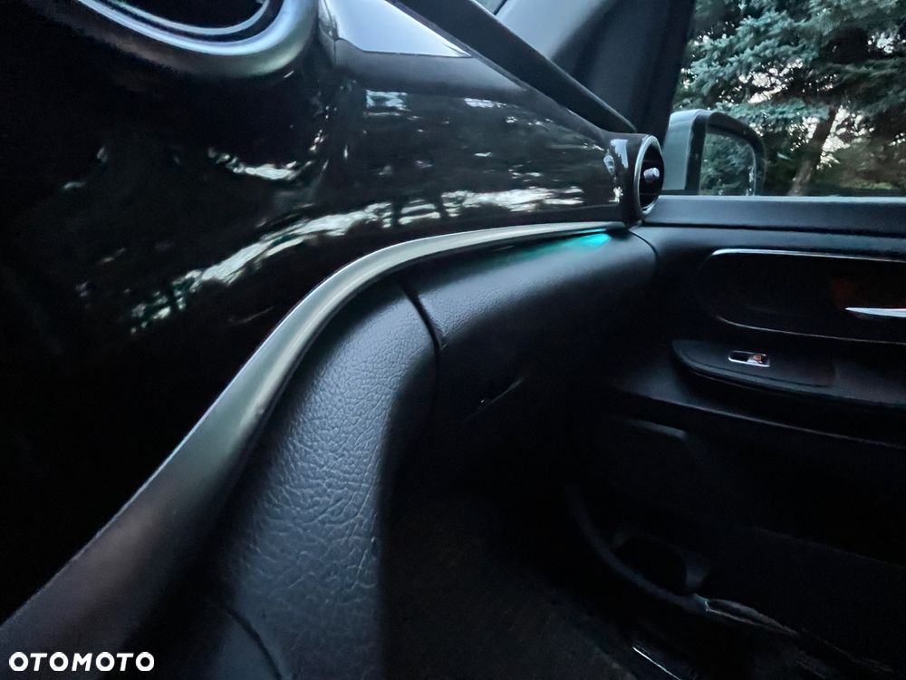 Mercedes-Benz Klasa V 250 (BlueTEC) d Avantgarde 7G-Tronic - 16