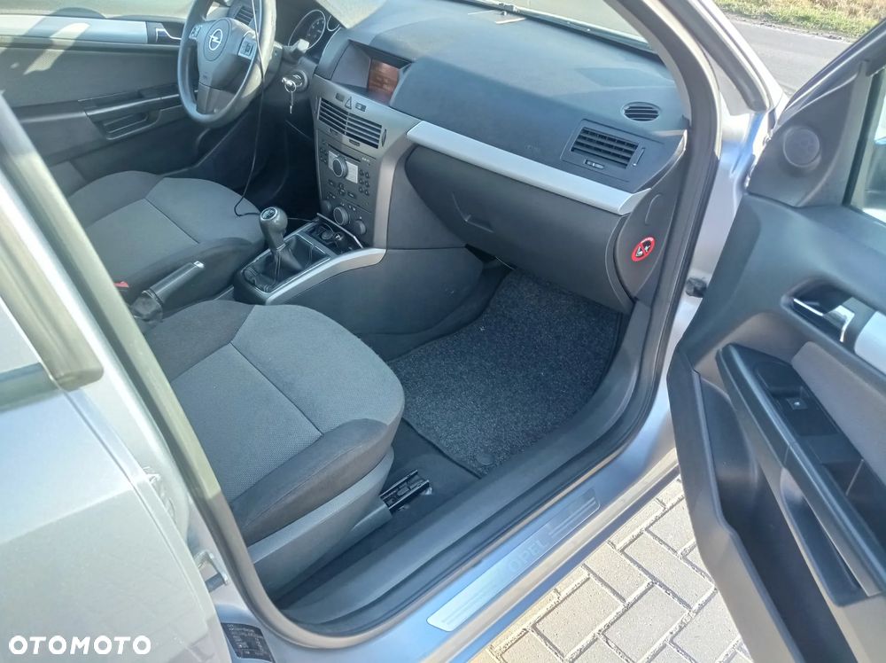Opel Astra II 1.6 Start - 11