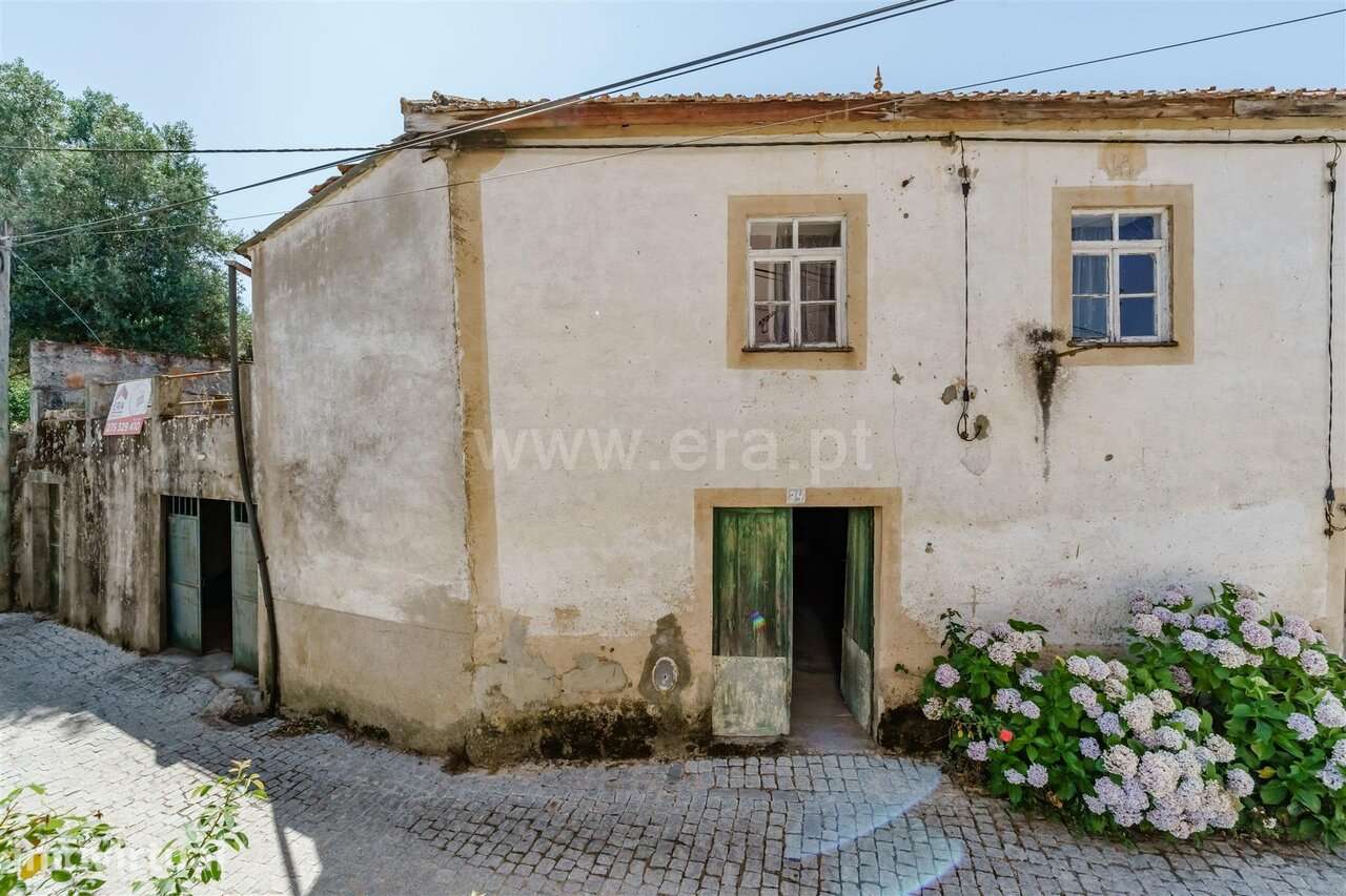 Moradia Geminada T2 / Covilhã, Ferro - Grande imagem: 2/20