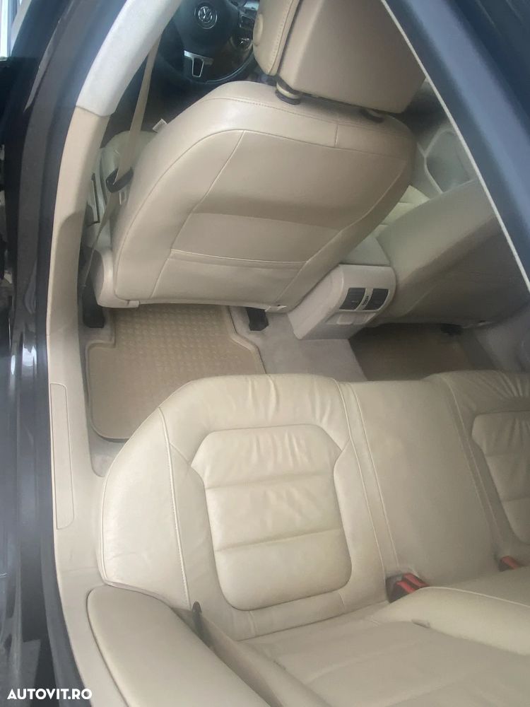 Volkswagen Passat 2.0 TDI 4Motion BlueMotion Technol. Comfortline - 2