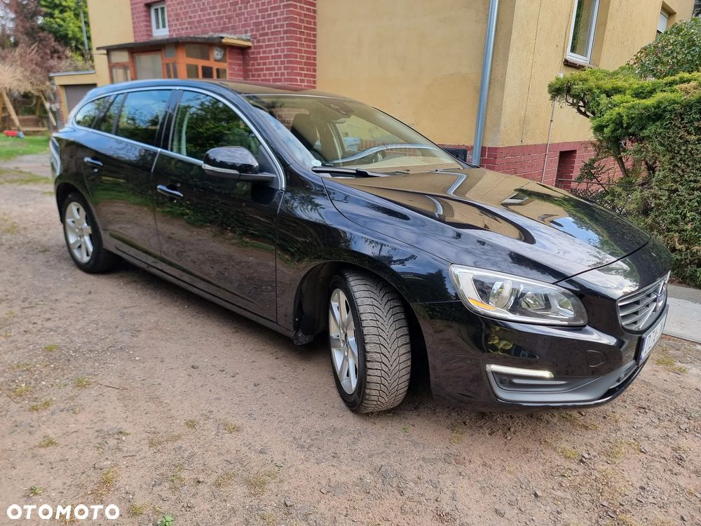 Volvo V60 D3 Kinetic - 4