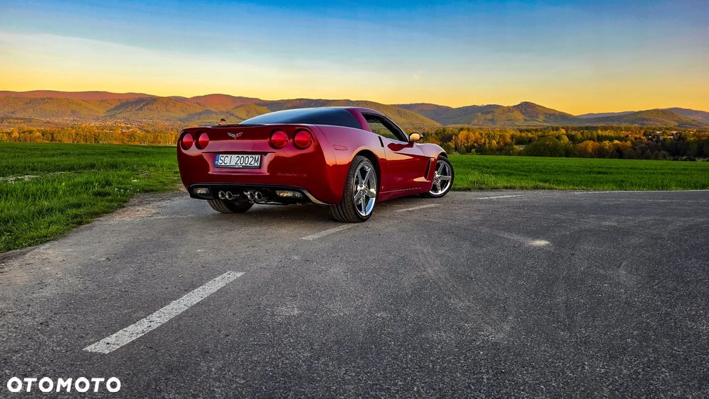Chevrolet Corvette - 5