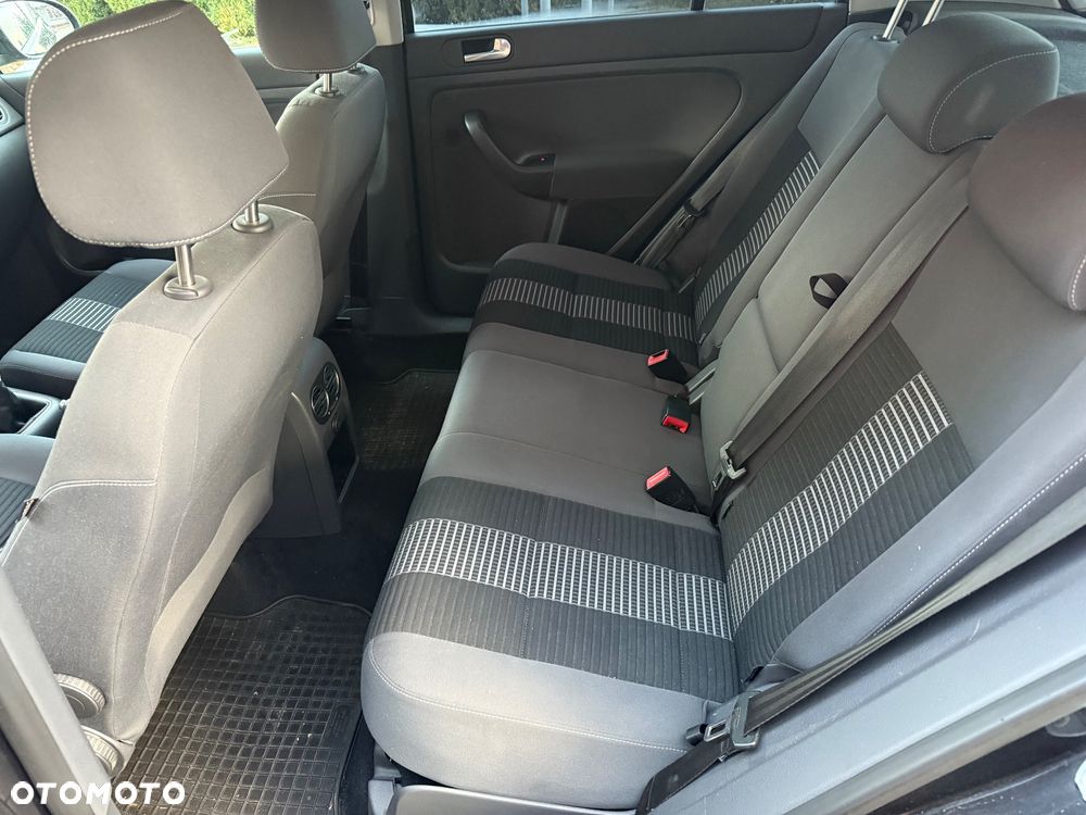 Volkswagen Golf Plus 1.9 TDI DPF United - 18