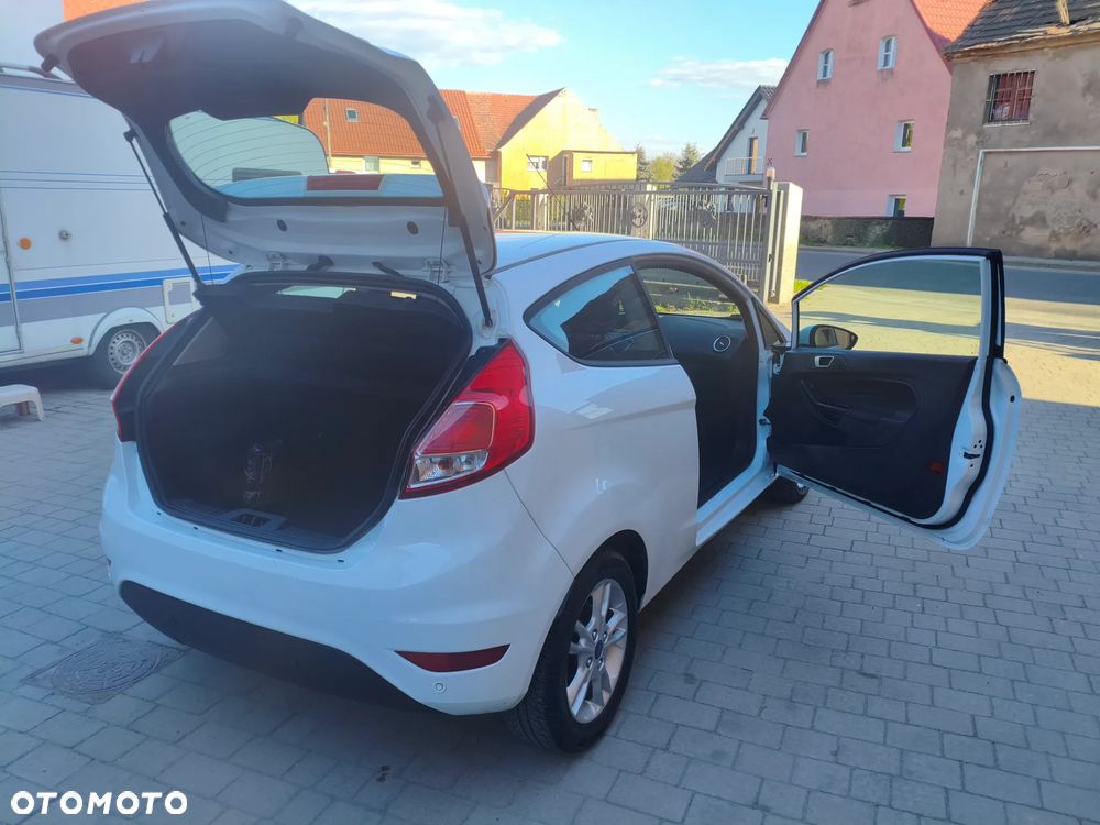 Ford Fiesta 1.0 Celebration - 13