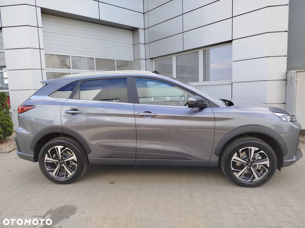 JAC JS6 - 5