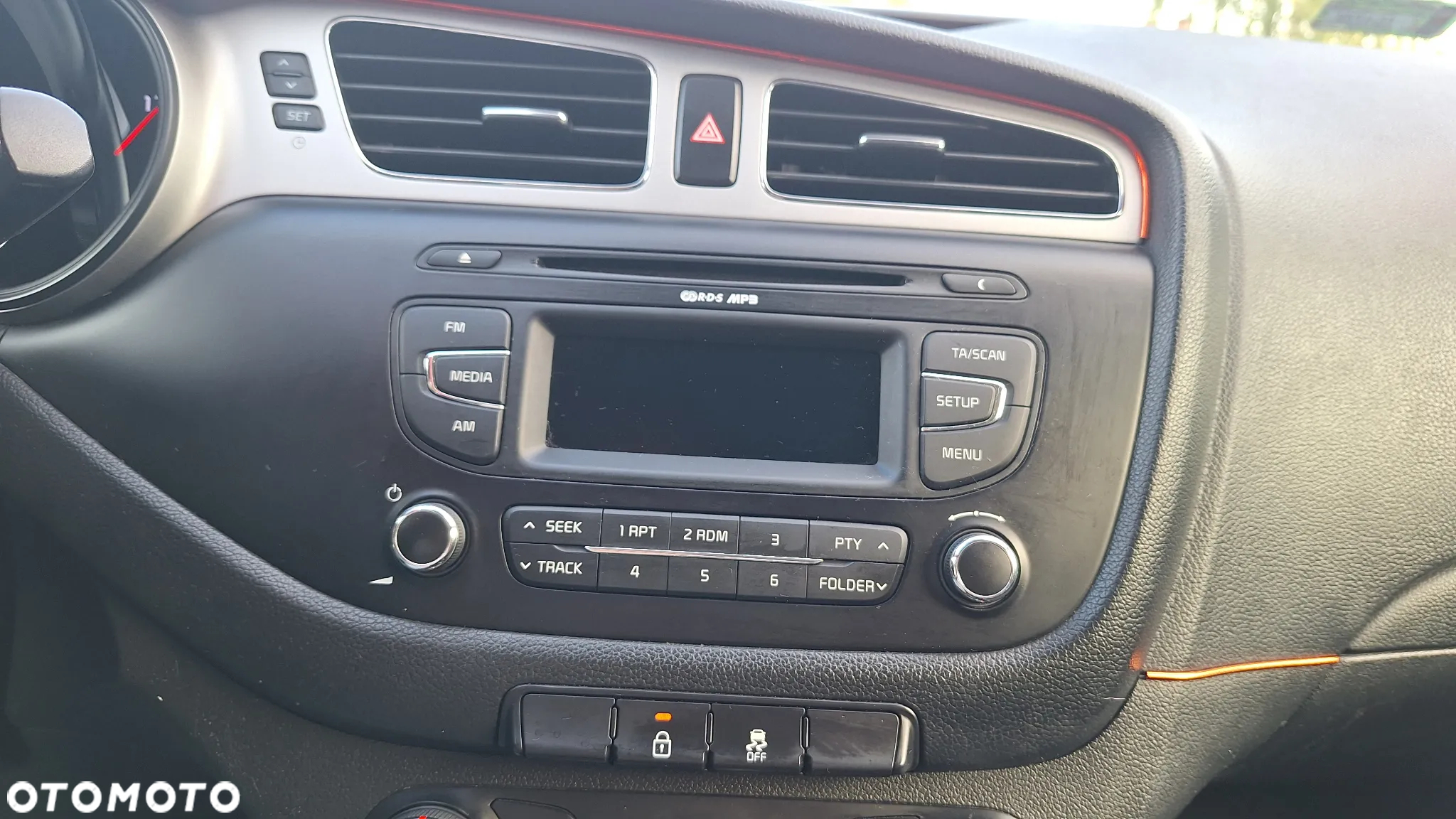 Kia Ceed Cee'd 1.6 CRDi S - 10