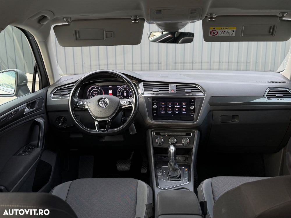 Volkswagen Tiguan 2.0 TDI SCR DSG R-Line - 30