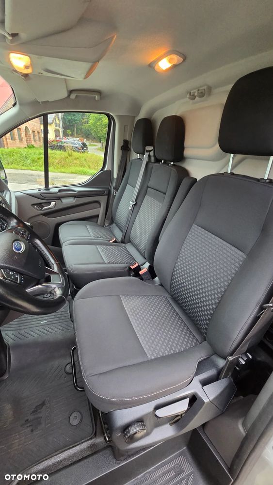 Ford Transit Custom - 21