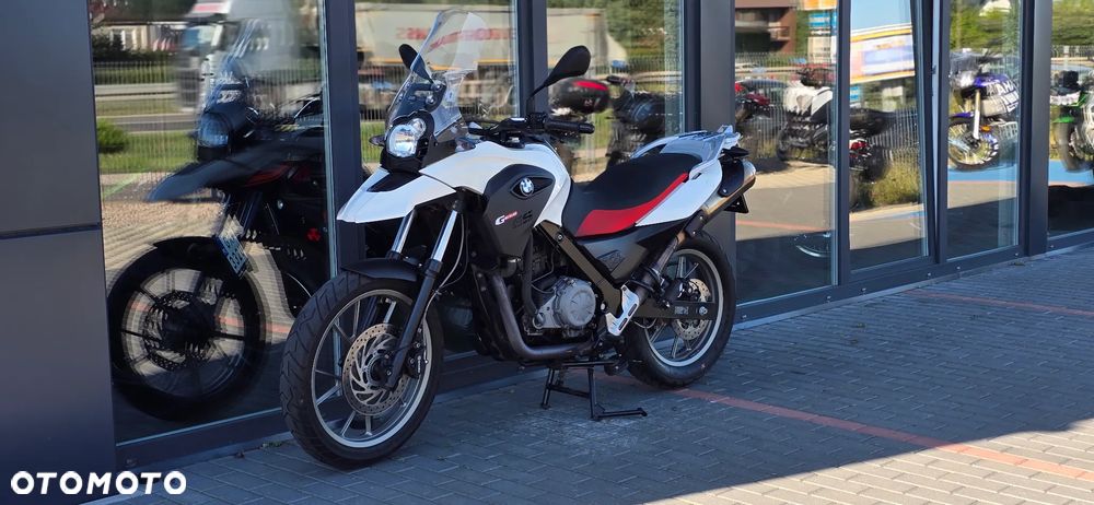 BMW G - 28