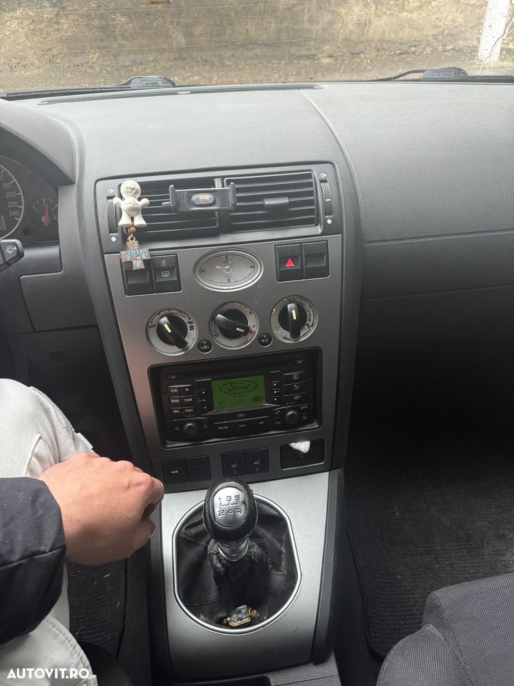 Ford Mondeo - 5