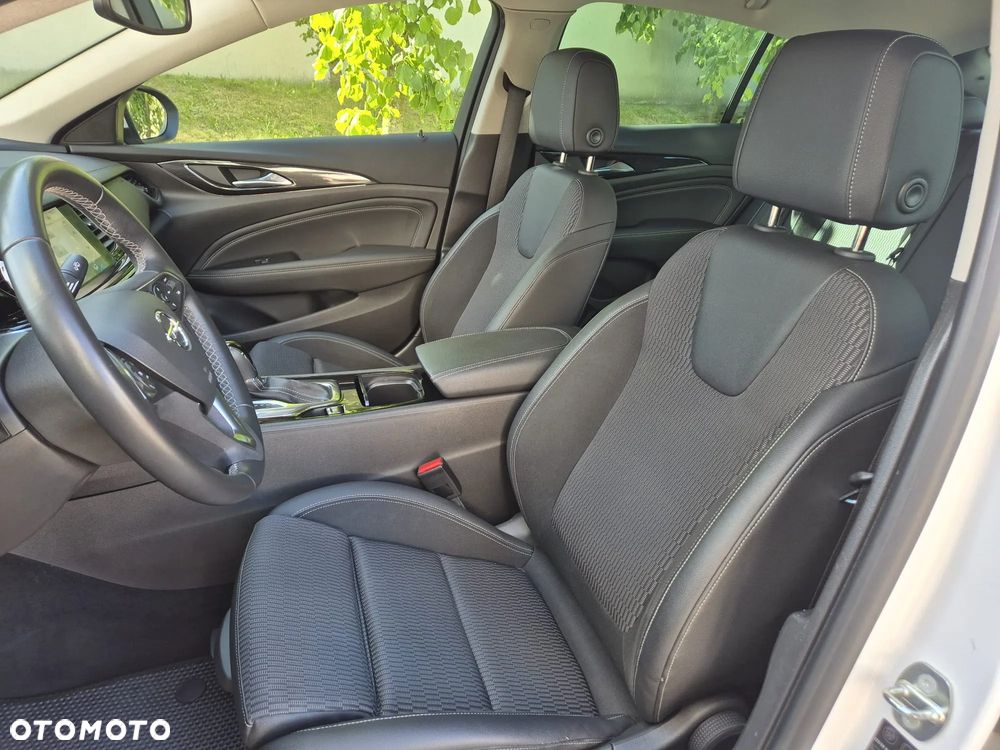 Opel Insignia 1.5 T GPF Exclusive S&S - 11