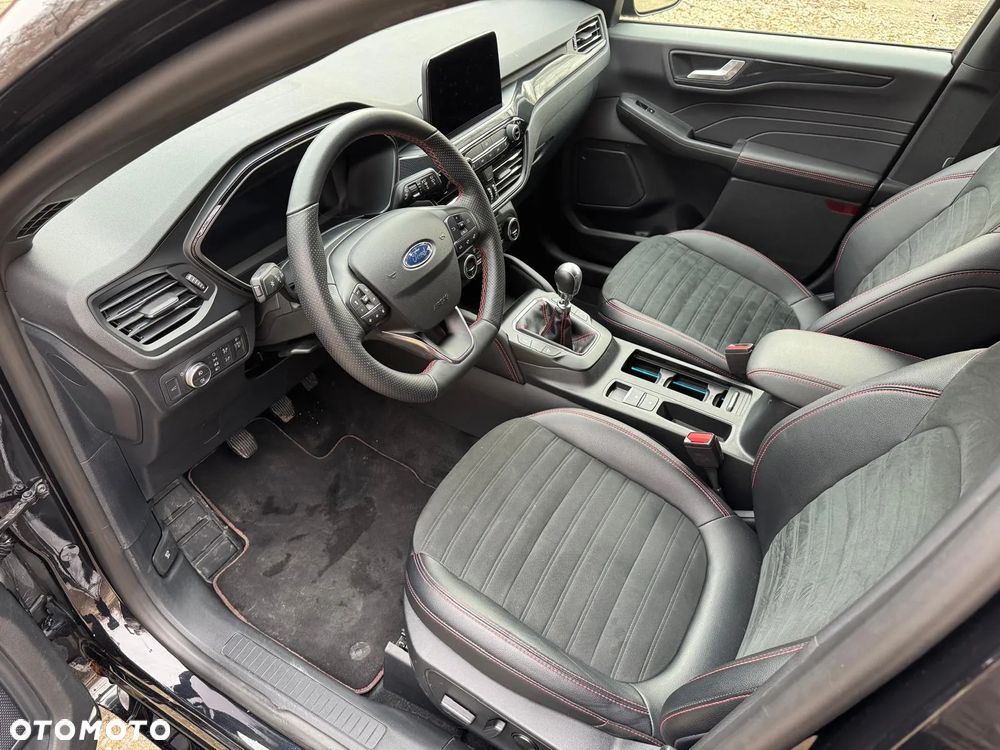 Ford Kuga 1.5 EcoBoost FWD ST-Line X - 7