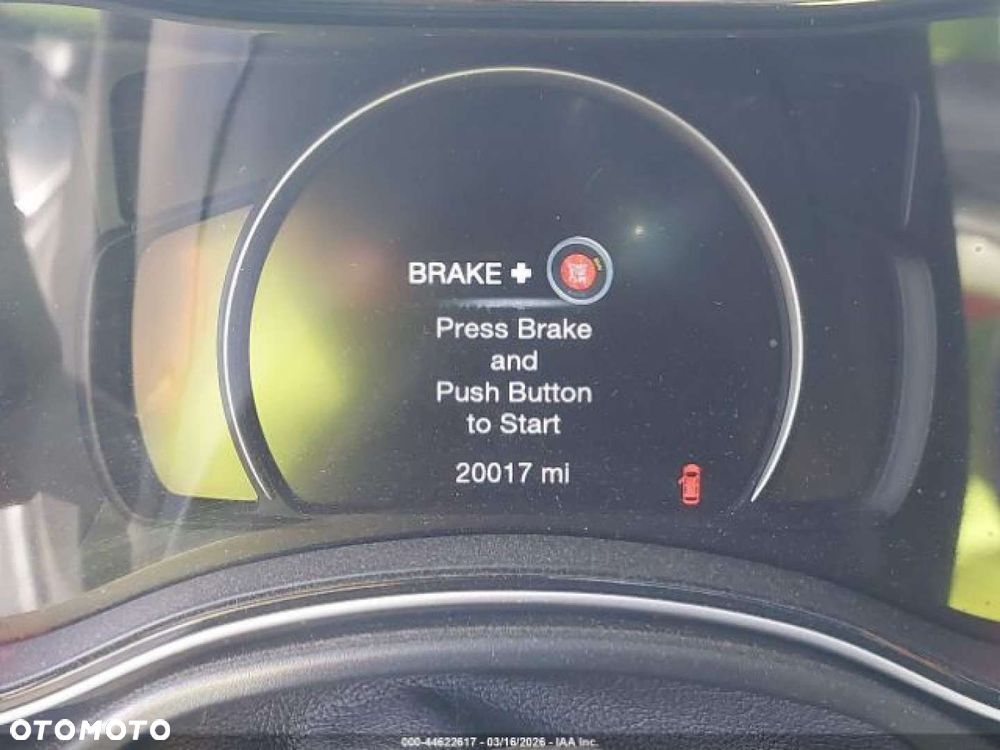 Jeep Grand Cherokee - 12