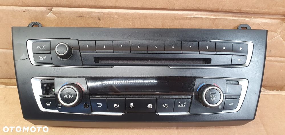 Panel radia nawiewu powietrza klimatyzacji BMW F20 9207197 - 1